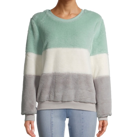 Juniors' Fuzzy Colorblocked Pullover - Picture 1 of 6